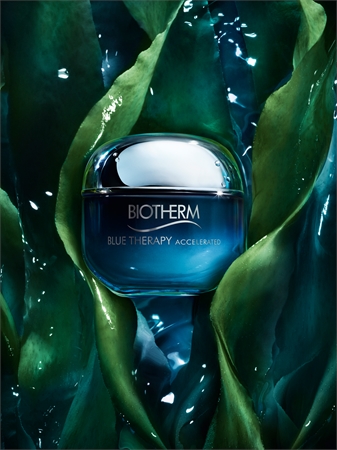 Biotherm Blue Therapy Accelerated crema regeneratoare si hidratanta împotriva îmbătrânirii pielii