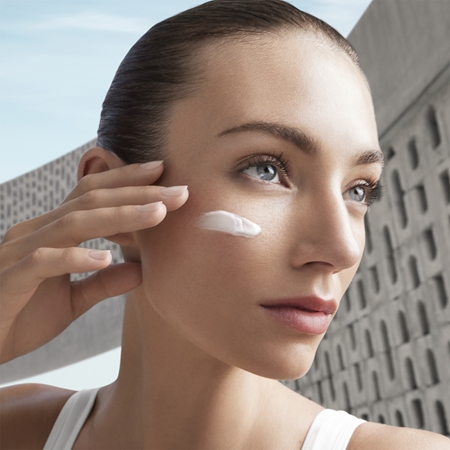 Biotherm Aquasource Hydra Barrier Cream face cream
