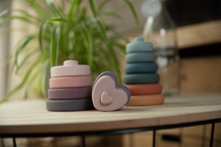 Bo Jungle B-Silicone Stacking Hearts torre apilable