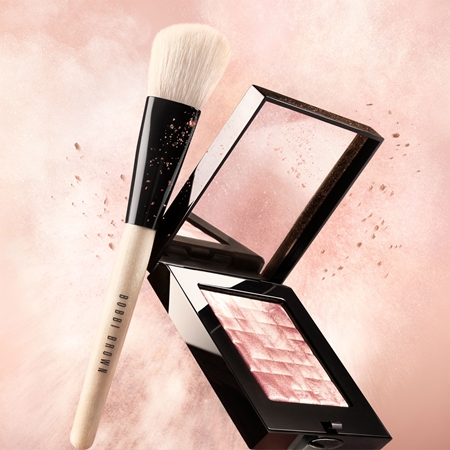 Bobbi Brown Highlighting Powder osvetljevalec