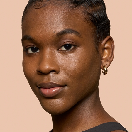 Bobbi Brown Weightless Skin Foundation SPF 15 Kauapüsiv jumestuskreem niisutava toimega