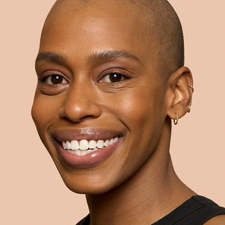 Bobbi Brown Weightless Skin Foundation SPF 15 Kauapüsiv jumestuskreem niisutava toimega