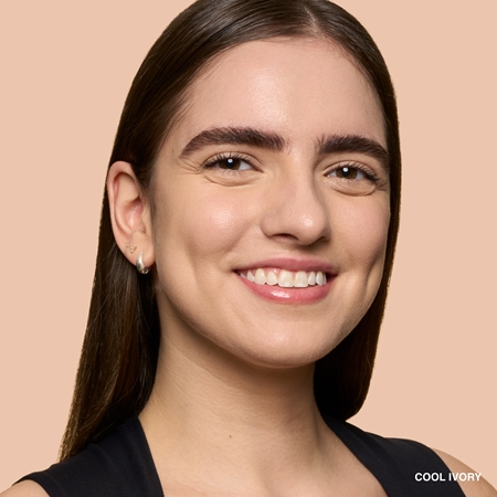 Bobbi Brown Weightless Skin Foundation SPF 15 fond de teint longue tenue pour un effet naturel