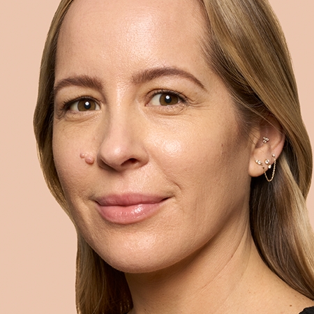 Bobbi Brown Weightless Skin Foundation SPF 15 Kauapüsiv jumestuskreem niisutava toimega