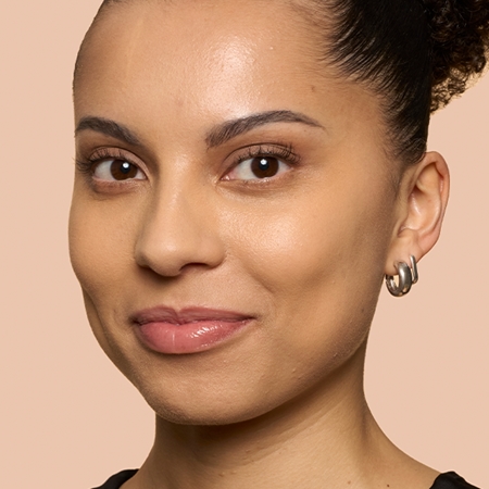 Bobbi Brown Weightless Skin Foundation SPF 15 Kauapüsiv jumestuskreem niisutava toimega