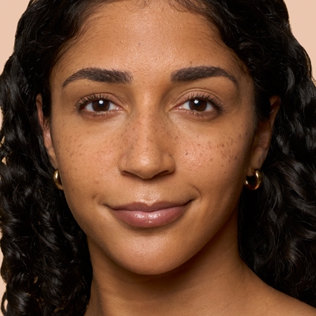 Bobbi Brown Weightless Skin Foundation SPF 15 Kauapüsiv jumestuskreem niisutava toimega