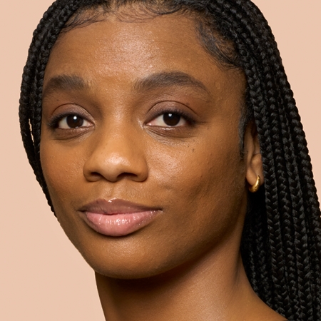 Bobbi Brown Weightless Skin Foundation SPF 15 Kauapüsiv jumestuskreem niisutava toimega