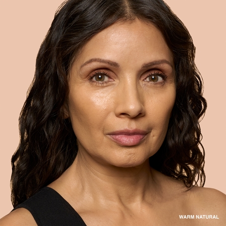 Bobbi Brown Weightless Skin Foundation SPF 15 Mini Kauapüsiv matistav jumestuskreem niisutava toimega