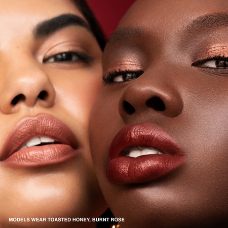Bobbi Brown Luxe Lipstick Luksuslik huulepulk niisutava toimega