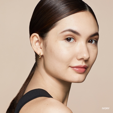 Bobbi Brown Skin Concealer Stick korektor v tyčinke