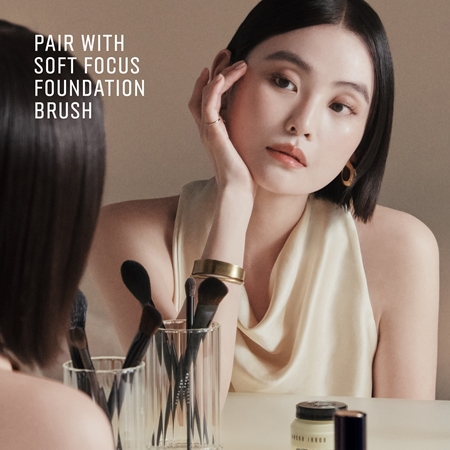 Bobbi Brown Serum Silk Foundation light illuminating foundation