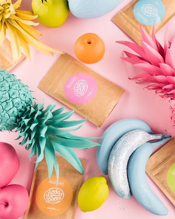 BodyBoom Grapefruit exfoliant de corp, cu cafea