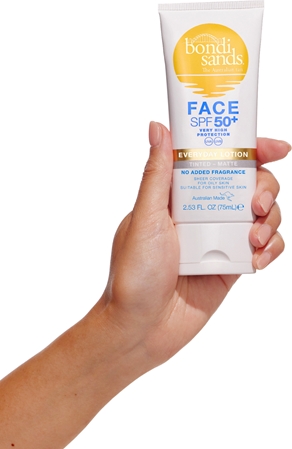 Bondi Sands SPF 50+ Everyday Face Lotion ochranný tónovací krém na obličej pro matný vzhled
