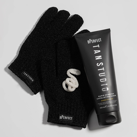BPerfect Tan Studio Exfoliating Gloves Peelinghadschuh