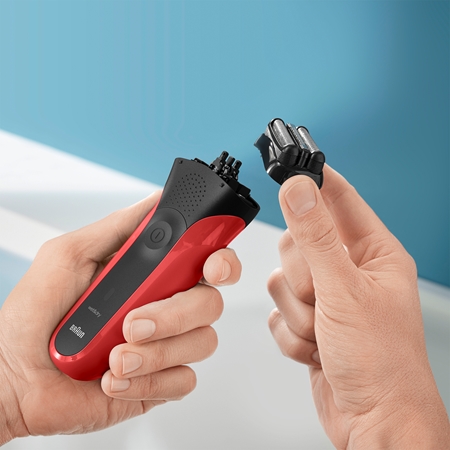 Braun Series 3 300 planžetový holiaci strojček