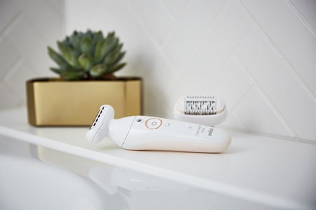 Braun Silk-épil 9 S9030 epilátor s plne flexibilnou hlavou na nohy, telo a podpazušie