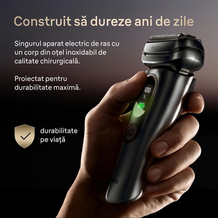 Braun NEVO 15010C Aparat de bărbierit electric cu stație pentru curățare și încărcare