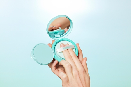BRINGGREEN Tea Tree Cica Tone Up Sun Cushion fluide léger protecteur avec applicateur