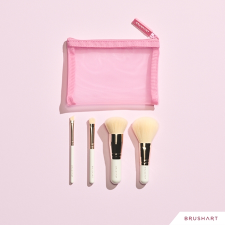 BrushArt Basic On-the-go Glam mini make-up brush set cestovní sada štětců s taštičkou mini