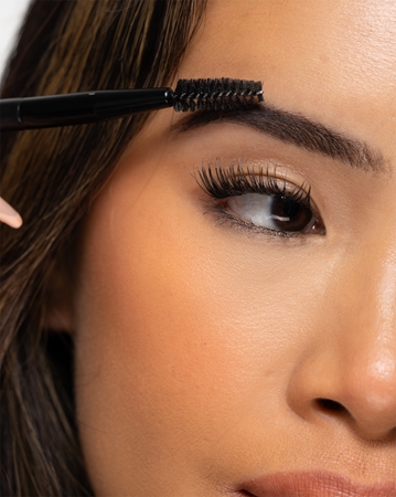 Brushworks Double Ended Brow Brush And Spoolie kétoldalas szemöldökecset