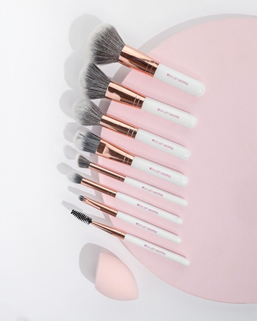 Brushworks Exclusive Makeup Brush and Sponge Set set kistova