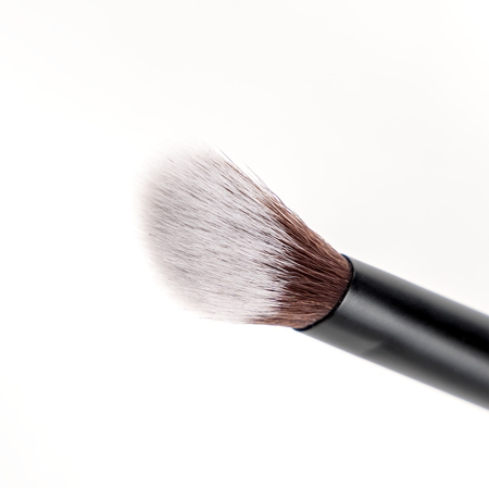 Brushworks Back Comb Brush štětec na korektor