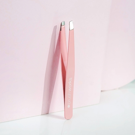 Brushworks Precision Slanted Tweezers Pinzette mit abgeschrägten Enden