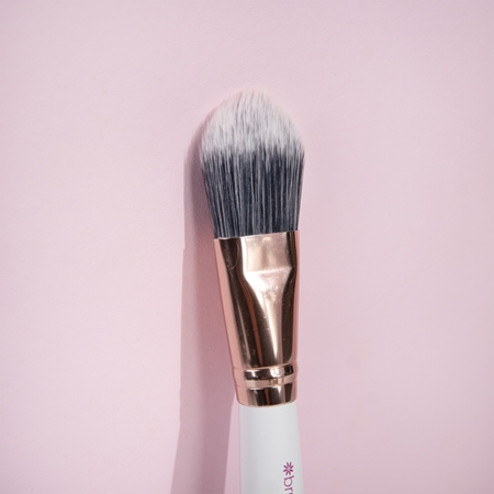Brushworks Foundation Brush płaski pędzel do makijażu