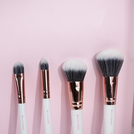 Brushworks Travel Brush Set Mazu otiņu komplekts