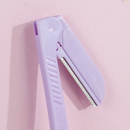 Brushworks Precision Eyebrow Razor Pastel britva za obrve