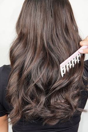 Brushworks Smoothing Curl Comb kefe a hullámos és göndör hajra