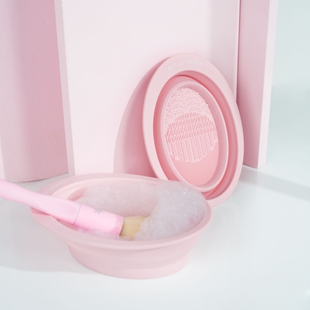 Brushworks Silicone Makeup Brush Cleaning Bowl Silikoonkinnas harja puhastamiseks