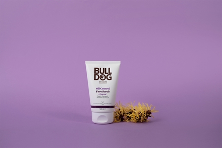 Bulldog Oil Control Face Scrub Invigorating Face Scrub for oily skin