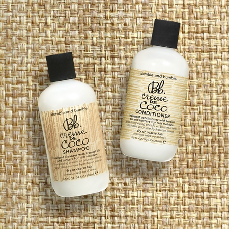 Bumble and bumble Creme De Coco Conditioner балсам за изглаждане и укротяване на хвърчаща и непокорна коса