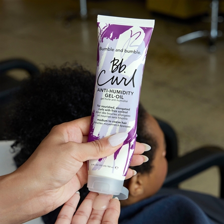 Bumble and bumble Bb. Curl Anti-Humidity Gel-Oil hydratační gelový olej na vlny proti krepatění