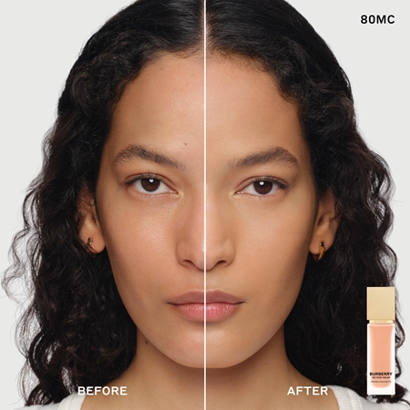 Burberry Beyond Wear Perfecting Matte Foundation Matētu efektu piešķirošs šķidrs tonālais krēms