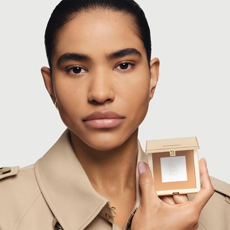 Burberry Beyond Wear Powder mattierendes Puder mit glättender Wirkung