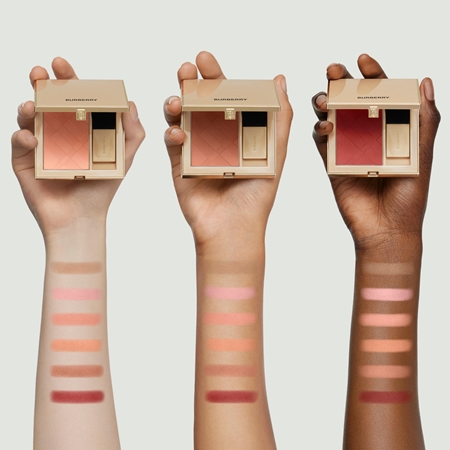 Burberry Beyond Wear Outdoor Blush Puderrouge