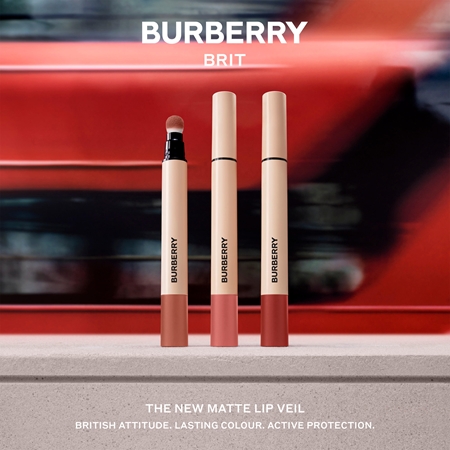 Burberry Brit Matte Veil rouge à lèvres hydratant mat liquide