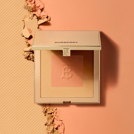 Burberry Beyond Wear Powder puder matujący o działaniu wygładzającym