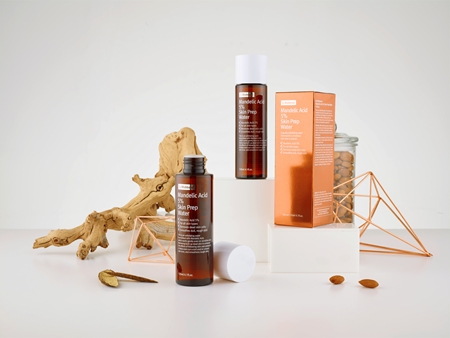By Wishtrend Mandelic Acid exfoliating softening toner