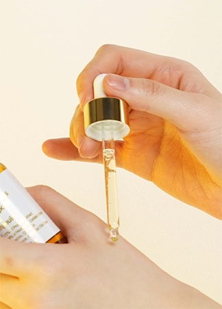 By Wishtrend Polyphenol in Propolis 15% Regenererende serum til problematisk hud, akne