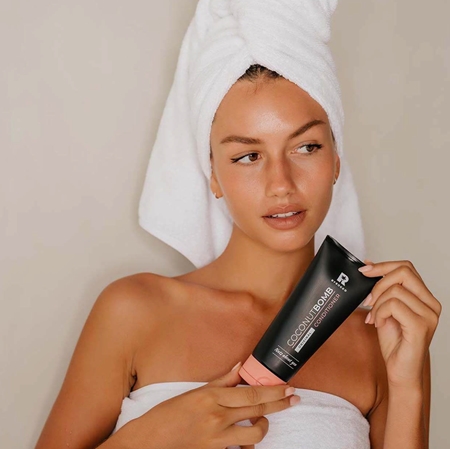 BYROKKO Coconut Bomb hydratační kondicionér na vlasy