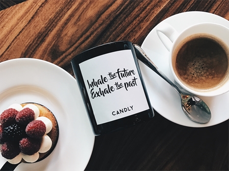 Candly & Co. Inhale the future Duftkerze