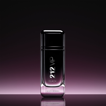 CAROLINA HERRERA 212 VIP Black Eau de Parfum pentru bărbați