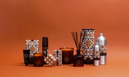 Castelbel Santal Tonka săpun solid cu efect de exfoliere