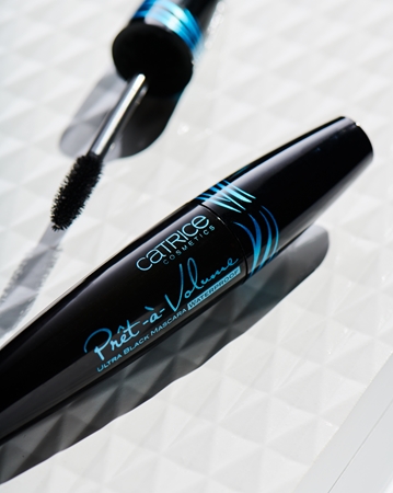 Catrice Pret-a-Volume Wasserbeständige Wimperntusche für mehr Volumen