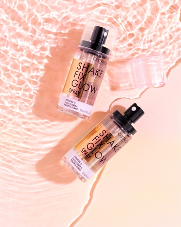 Catrice Shake Fix Glow rozjasňujúci fixačný sprej