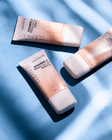 Catrice Clean ID primer illuminante con vitamina C