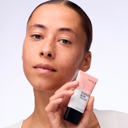 Catrice The Perfector Poreless Blur Poremindskende primer